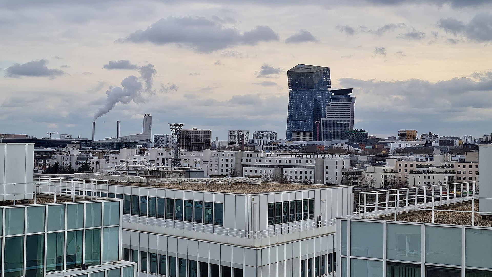 Etrange construction Parisienne